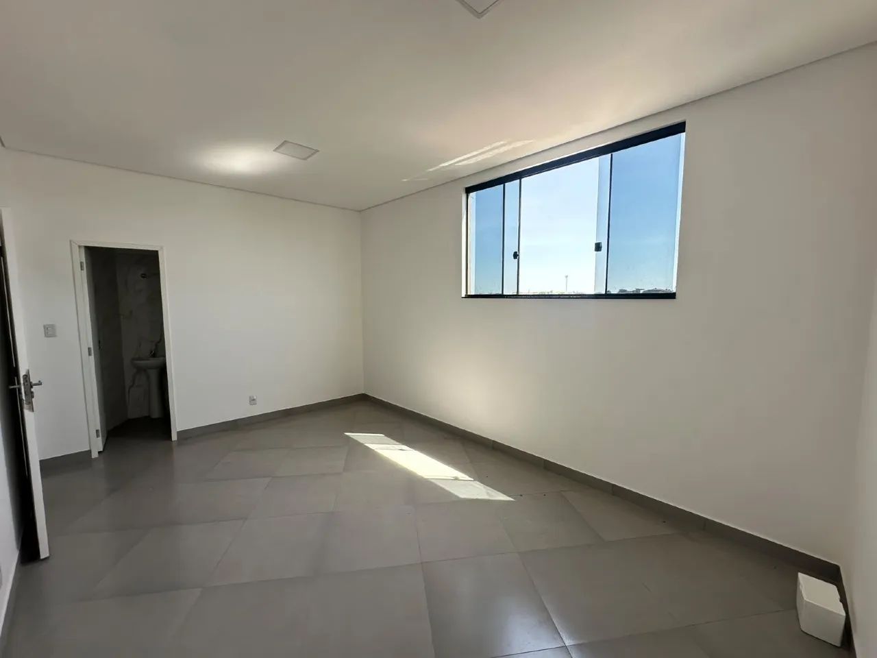 Sala para alugar no Bairro Tirol - Foto 4