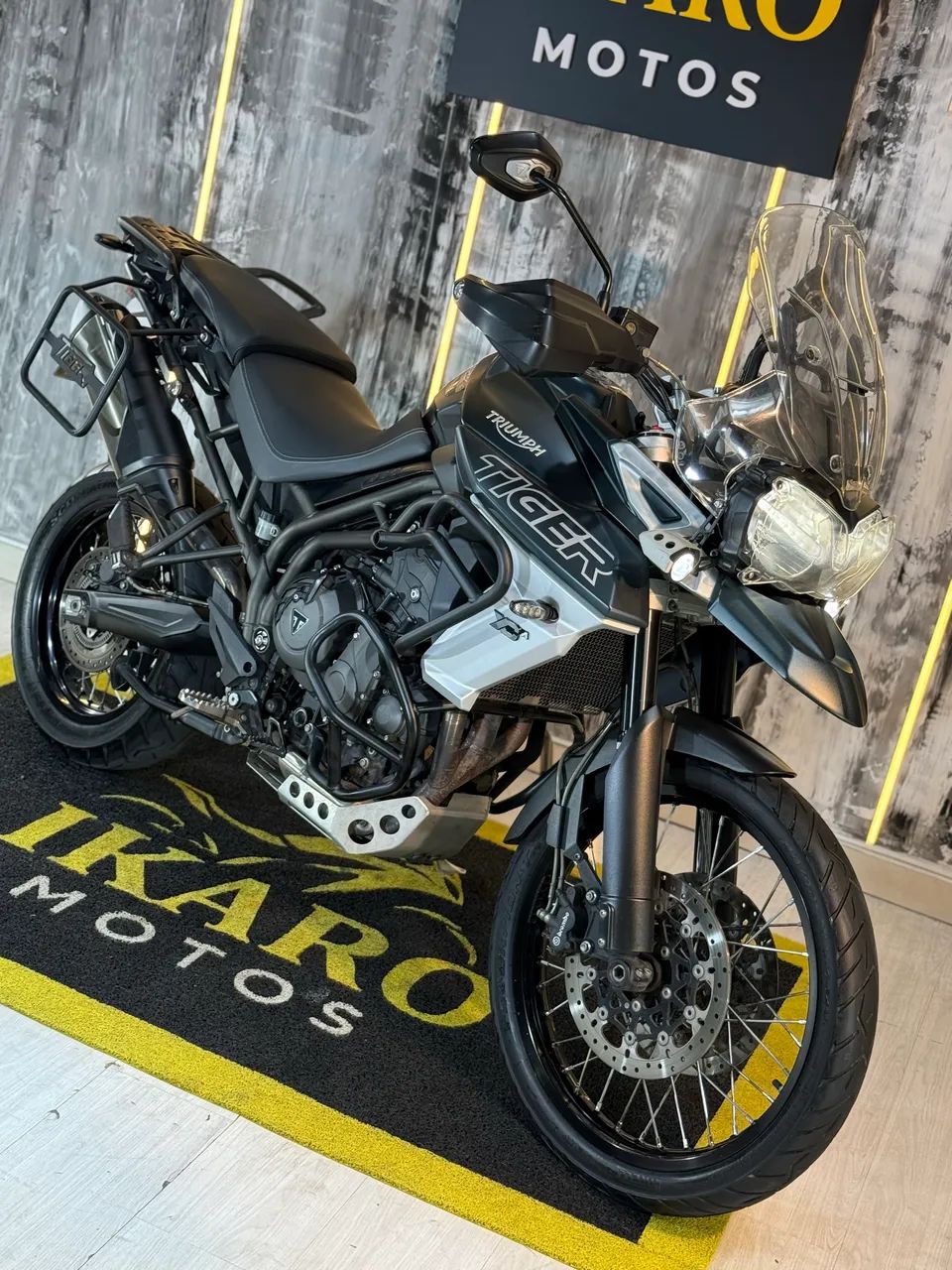 Triumph 800 XCA 2018 - 1468970630 | OLX