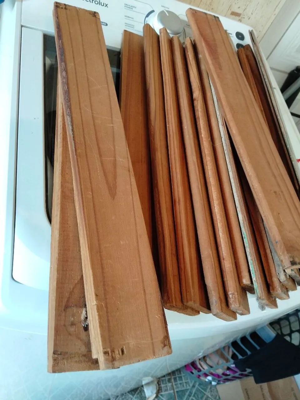 Cama de solteiro de ferro usada 