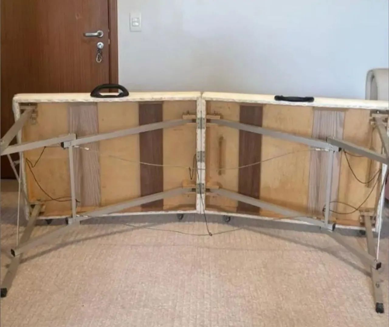 Maca para massagem c suporte de cabeca - Foto 3