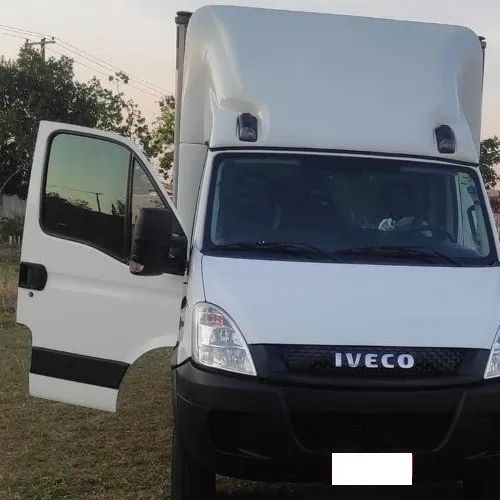 Iveco baú ano 2017 