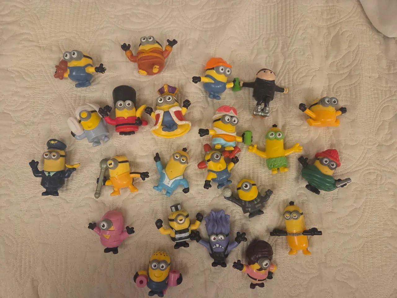 Bonecos Minions 22 peças