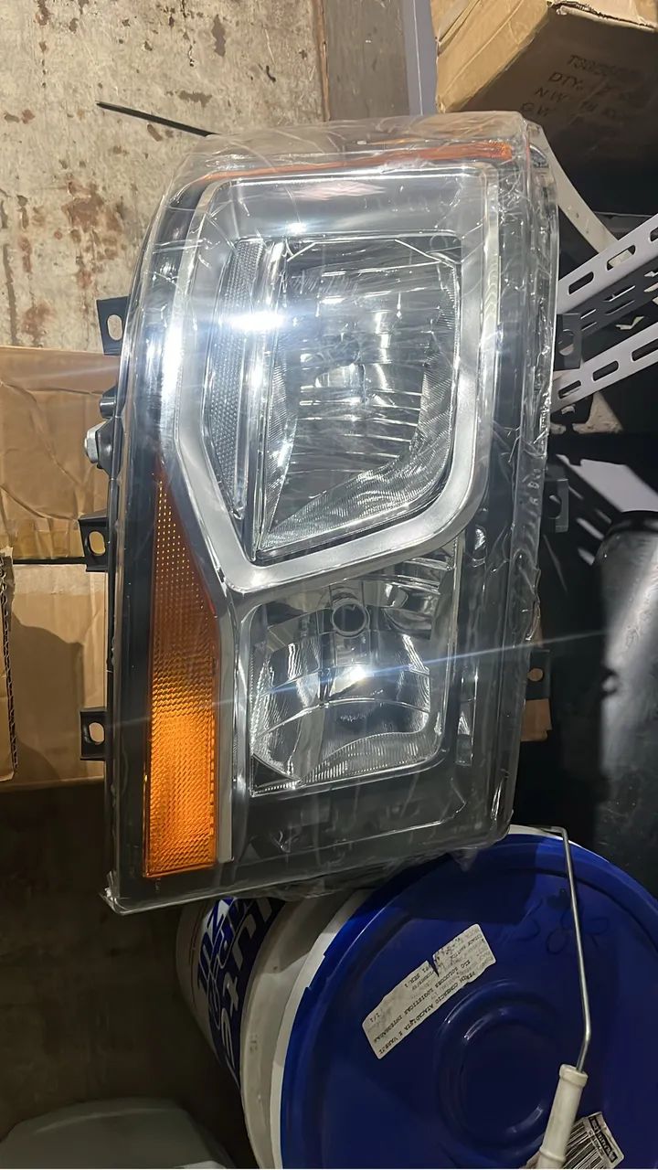 FAROL SCANIA 540 