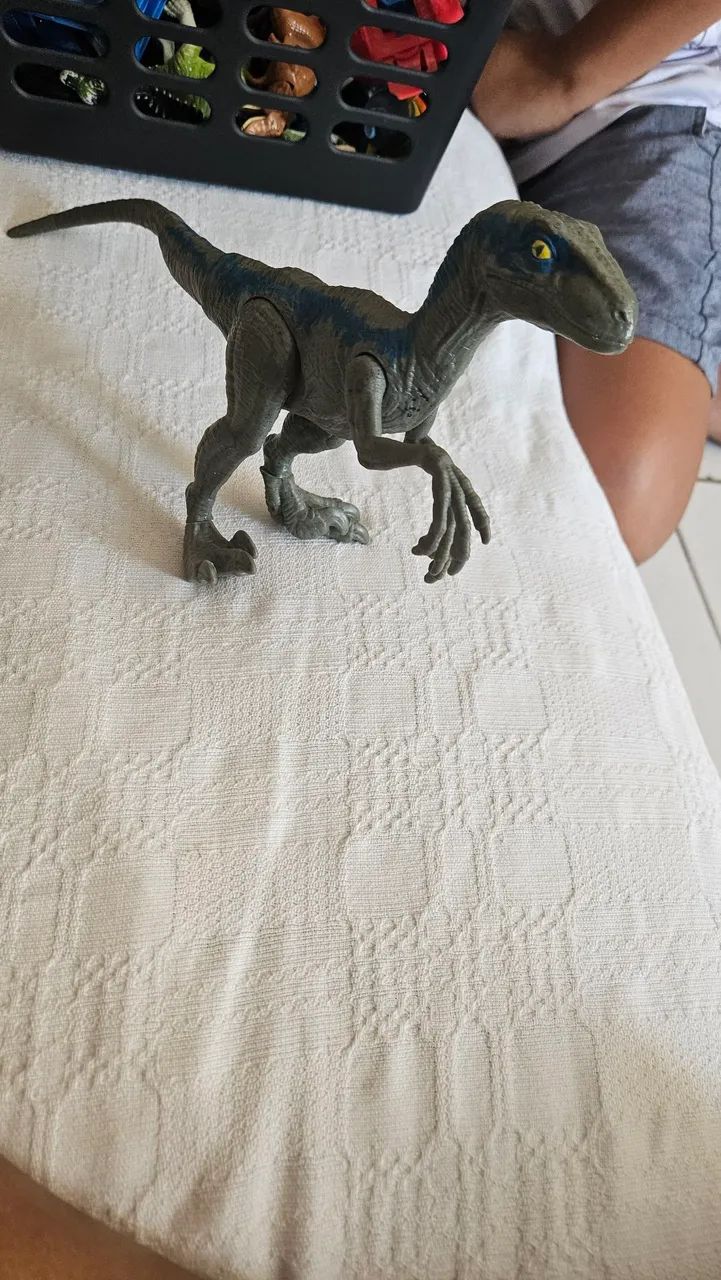 Boneco dinossauro 