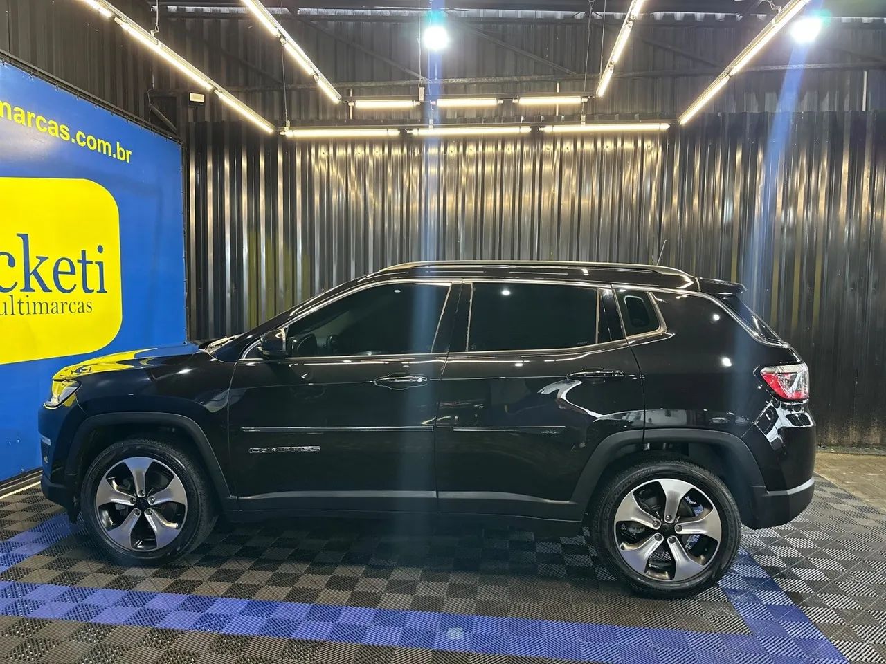 Jeep Compass Longitude 2.0 4X2 Flex 16V Aut. 2018 - Foto 4