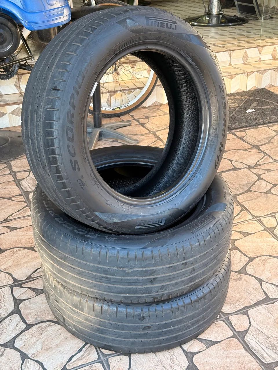 Pneu Pirelli 215/60R17 - Foto 2