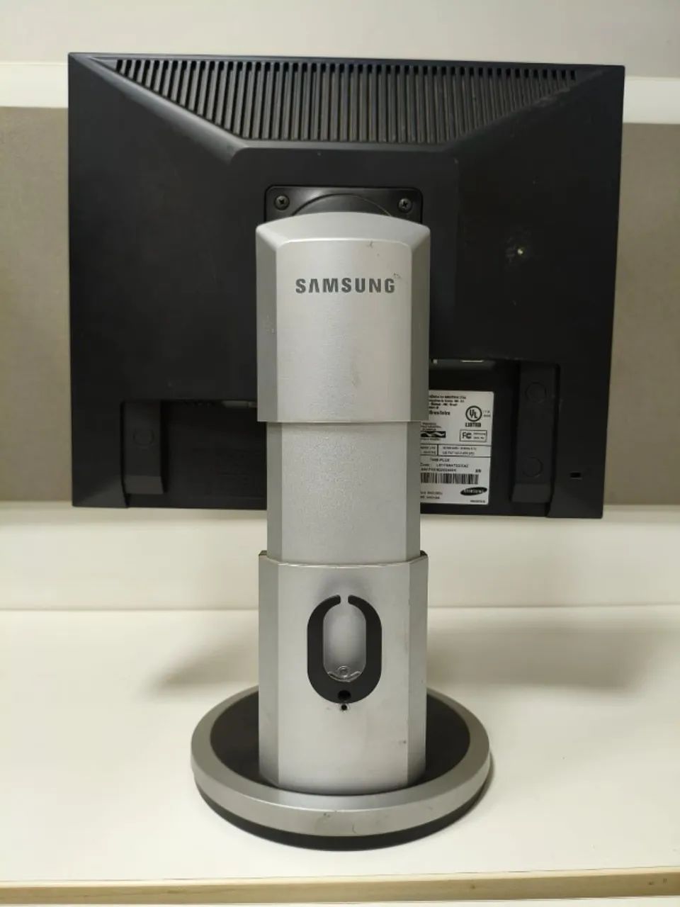 Monitor Samsung SyncMaster 740B Plus 17? VGA DVI com Ajuste de Altura - Foto 3