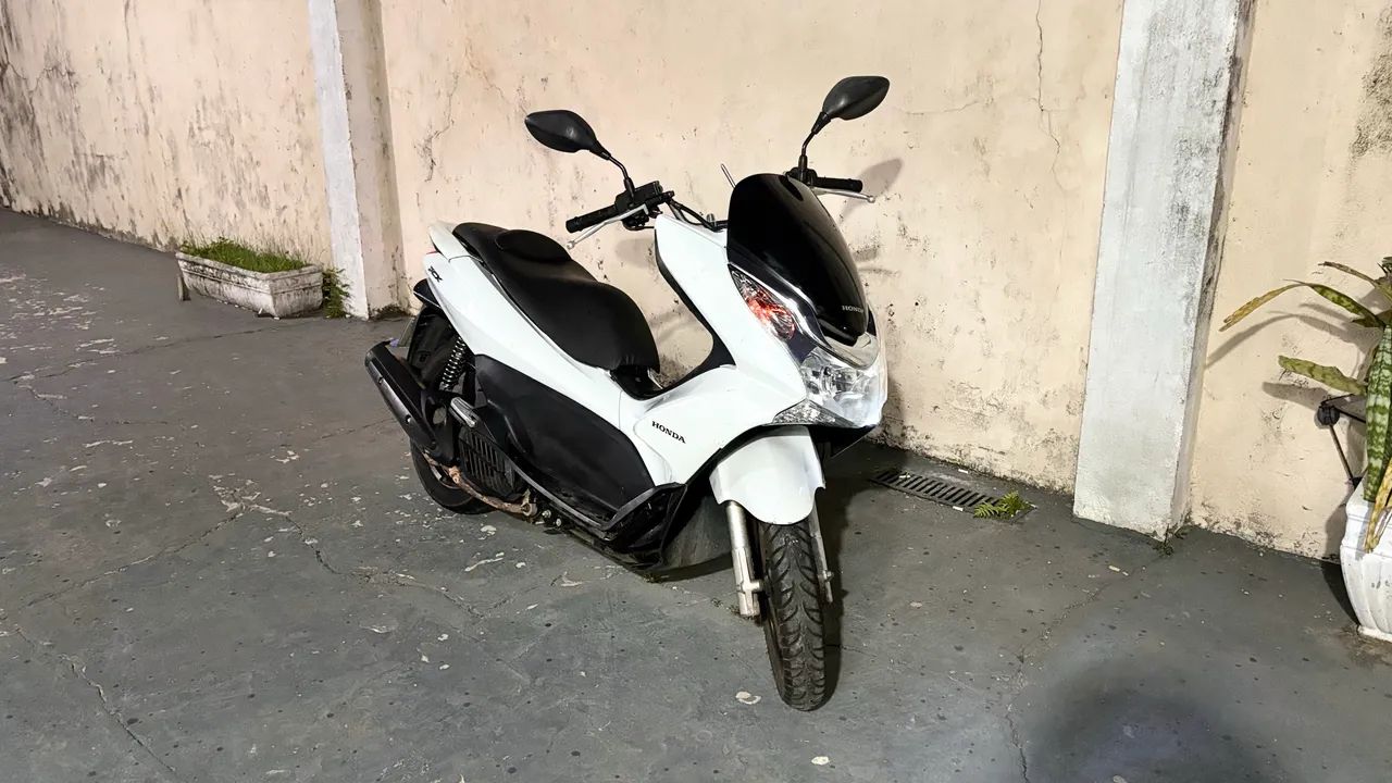 Pcx 2015 com mais de 15000 mil de multa e doc