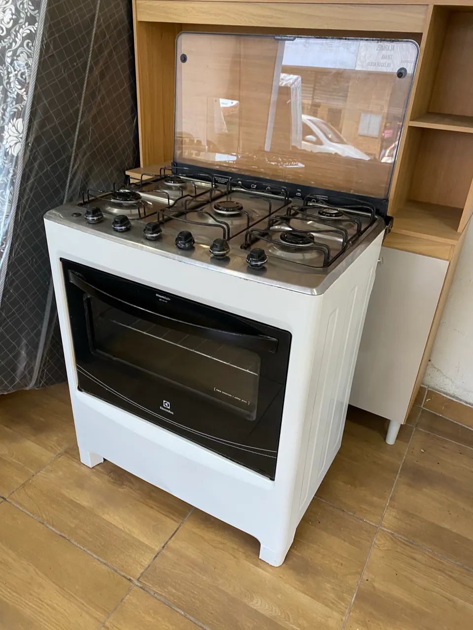 Fogão Eletrolux 5 bocas branco funcionando perfeitamente  - Foto 3