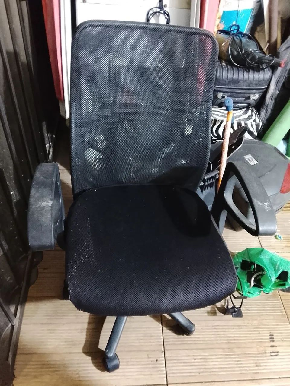 Vendo cadeira escritório 