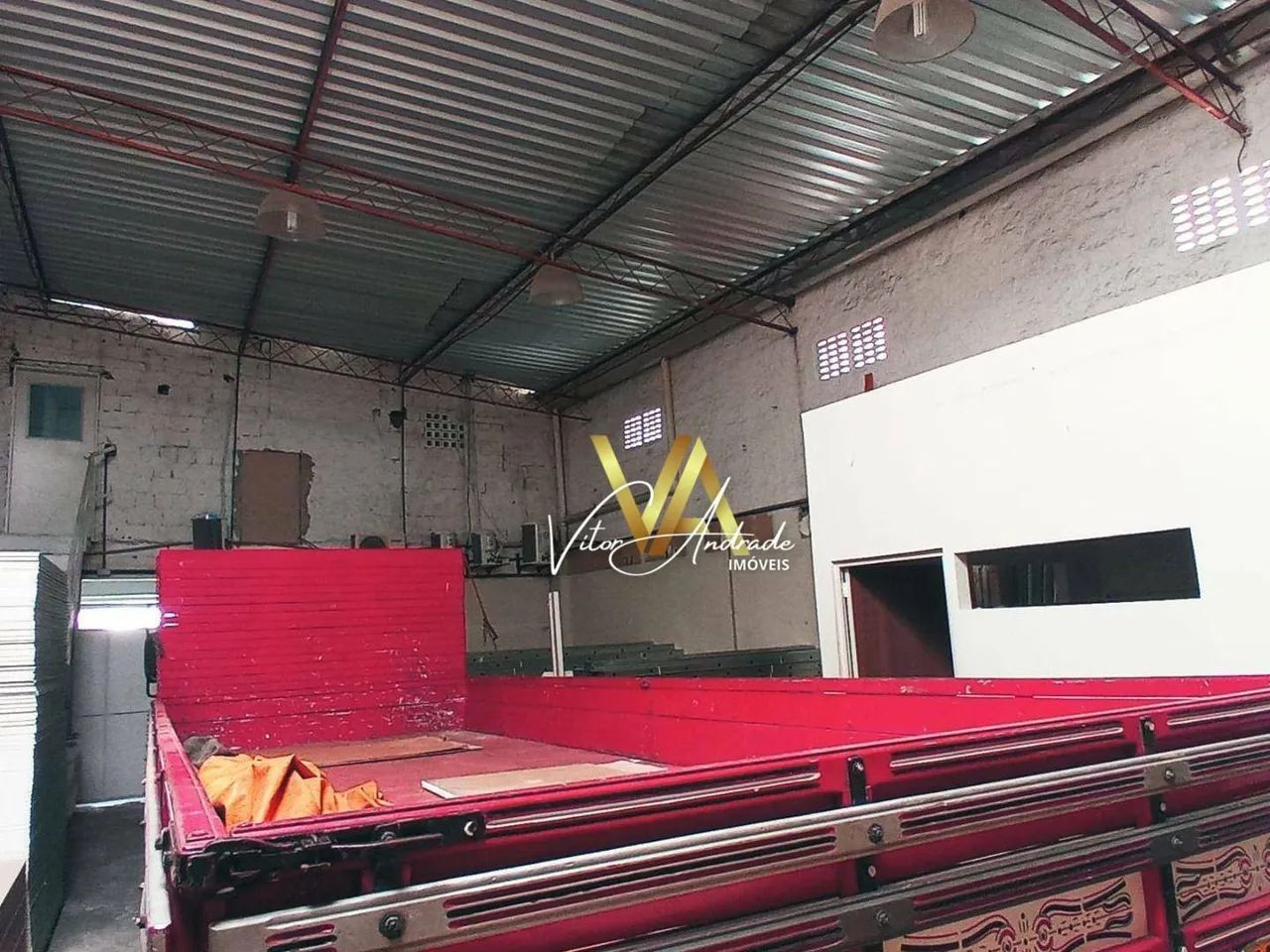 Galpão à venda, 310 m² - Zumbi - Foto 2