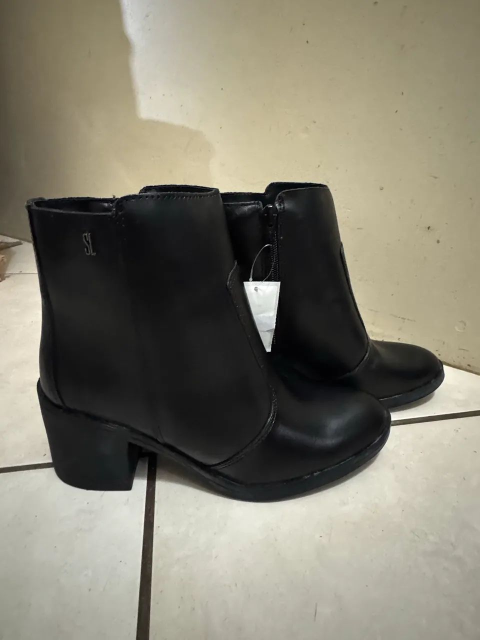 Bota Santa Lolla