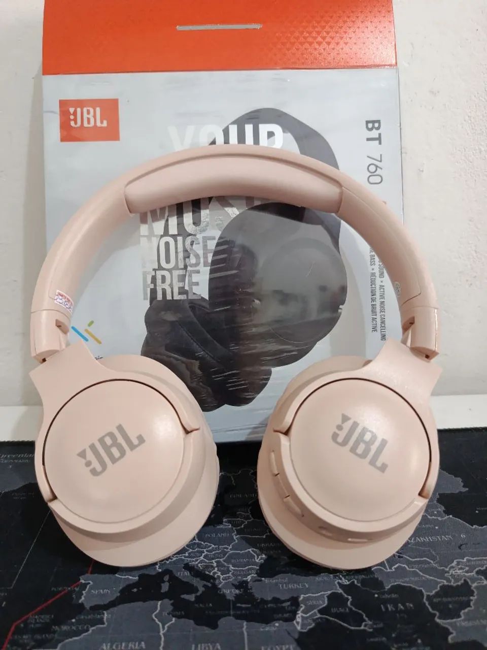 Fone JBL via Bluetooth com entrada auxiliar/ SUPER OFERTA  - Foto 3