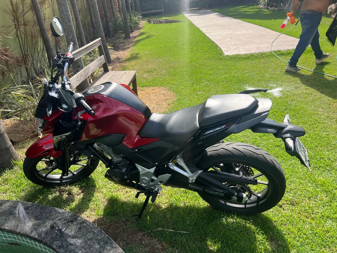 Moto CB300F - Foto 5