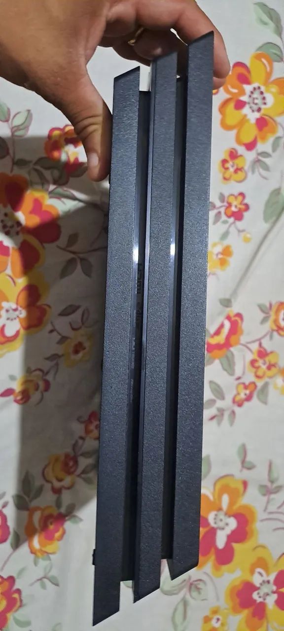 Ps4 Pro com Ssd 2Tb Nada Republicano - Foto 3