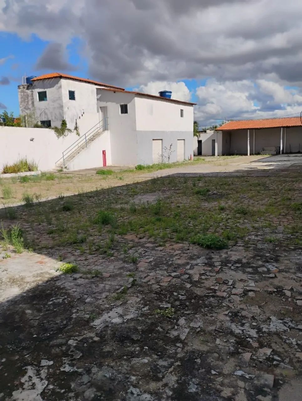 Vende-se Loja, Casa e Terreno.   - Foto 2