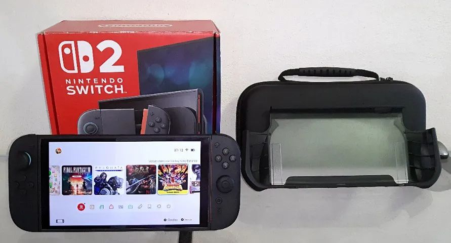 Nintendo Switch 2 na Caixa + Case