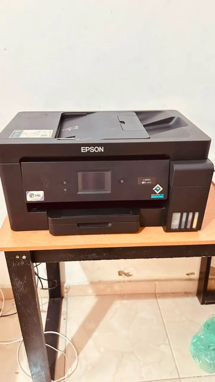 Impressora Epson 14150 praticamente zero 
