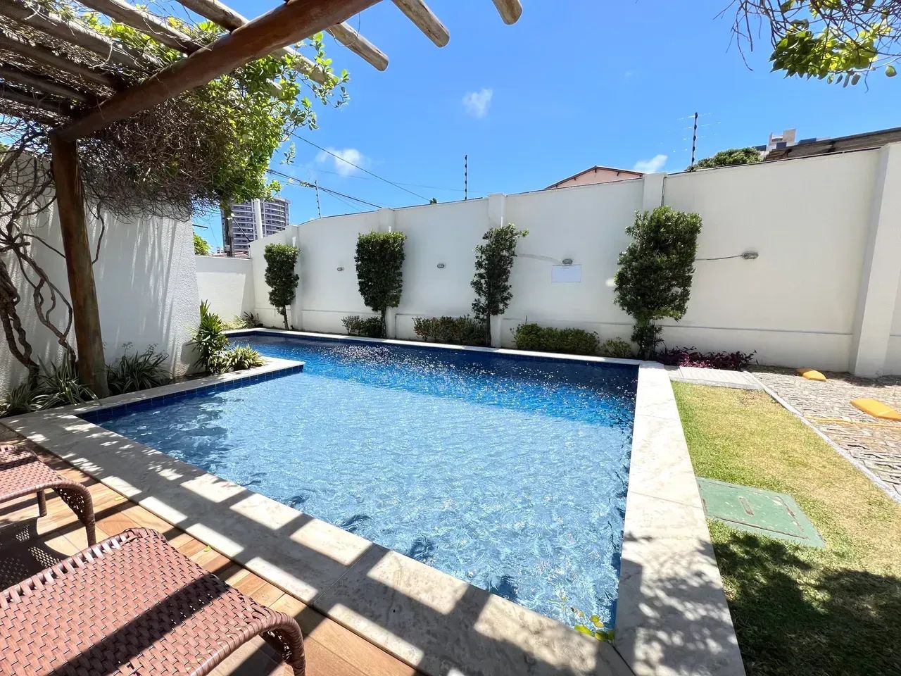 Localização privilegiada, mobiliado e pronto para gerar renda. - Foto 2