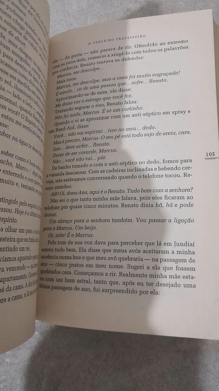 Livro O terceiro travesseiro - Foto 3