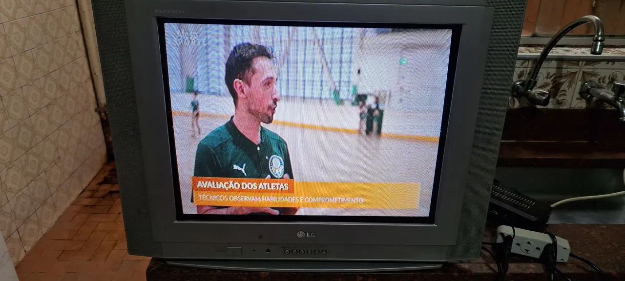 Tv LG tubo 21 polegadas 