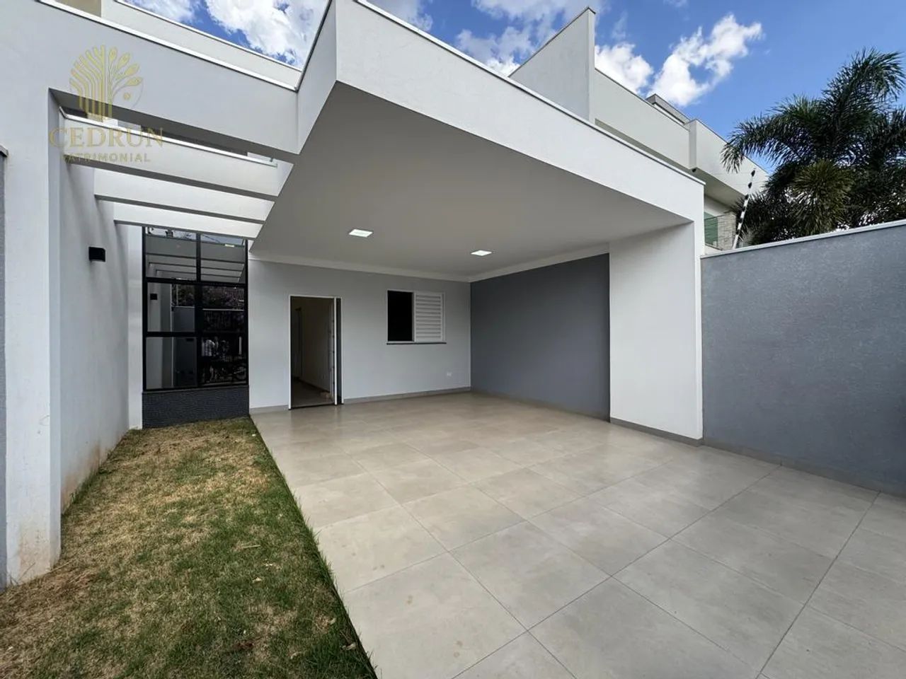 Casa à venda no Jd. Canadá II em Maringá/PR com 122,60 m² de construção e 3 quartos