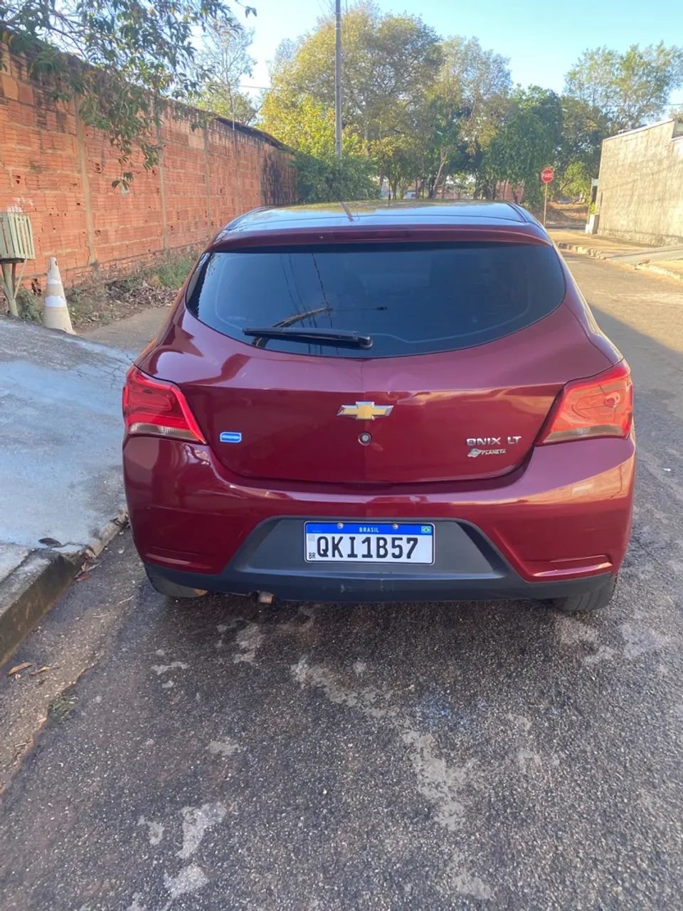 Chevrolet Onix Hatch LT 1.0 8V Flex Mec. 4P 2017 - Foto 4