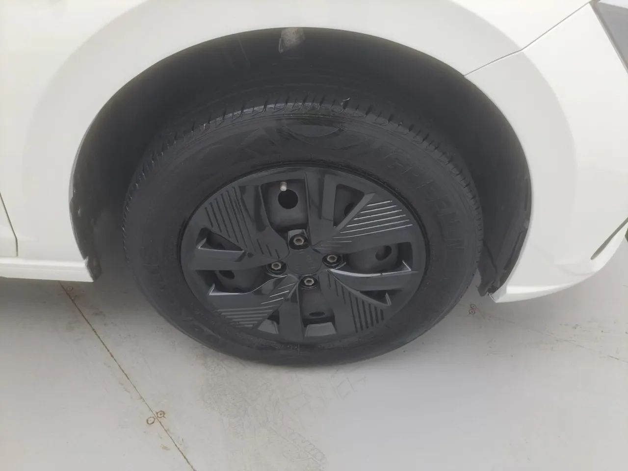 Volkswagen Polo Track 1.0 Flex 12V 5p, foto 13 de 18