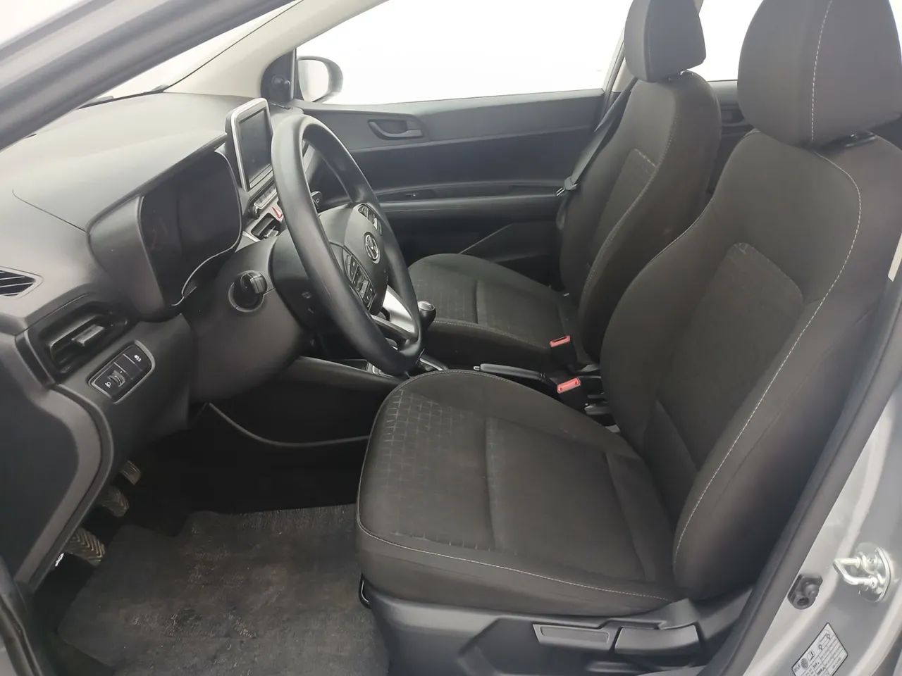 Hyundai HB20 Comfort 1.0 Flex 12V Mec., foto 16 de 18