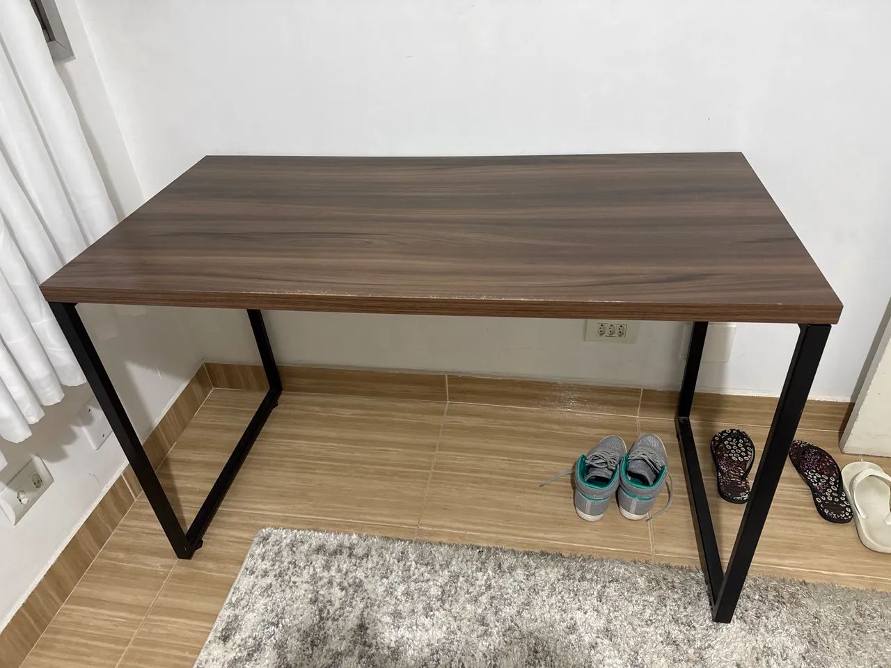 Mesa industrial madeira marrom