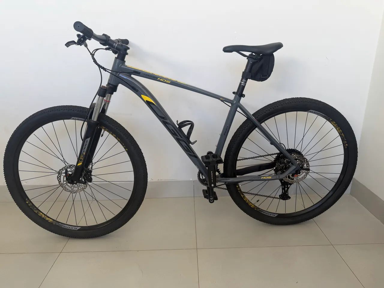 Bicicleta Oggi Hacker HDS Essa
