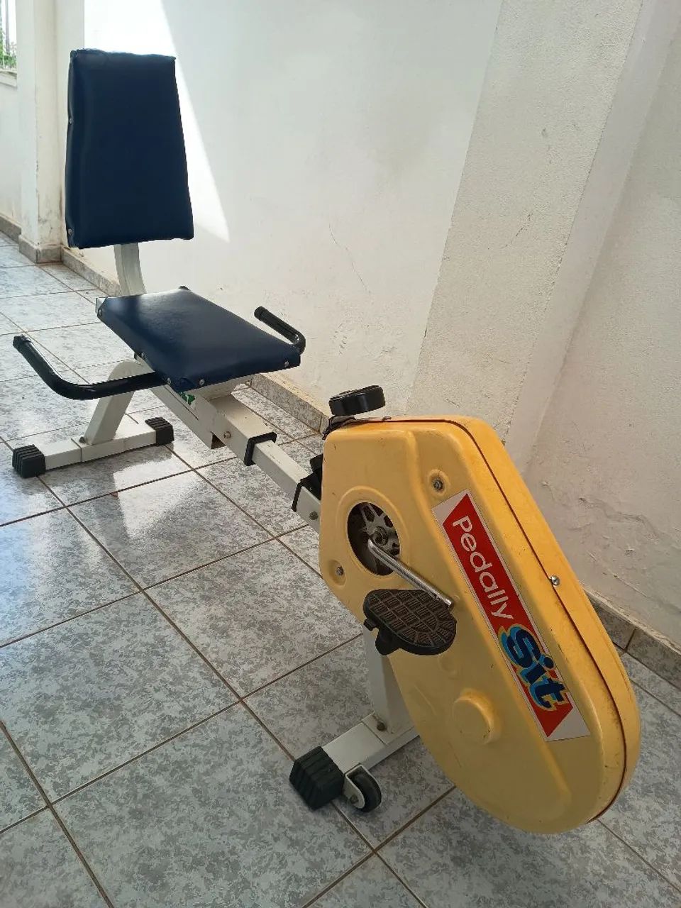 Bicicleta Ergométrica Horizontal Pedally Sit - Muito Confortável