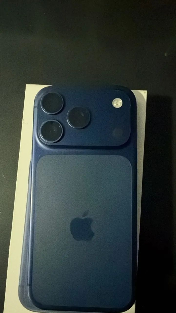 iPhone 17 pro 256gb cor azul  - Foto 4