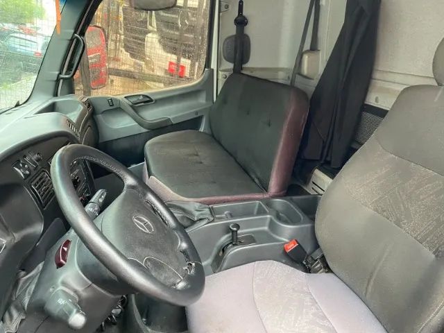 ACCELO 1016 0 GRAUS ANO 2018 UNICO DONO  - Foto 5