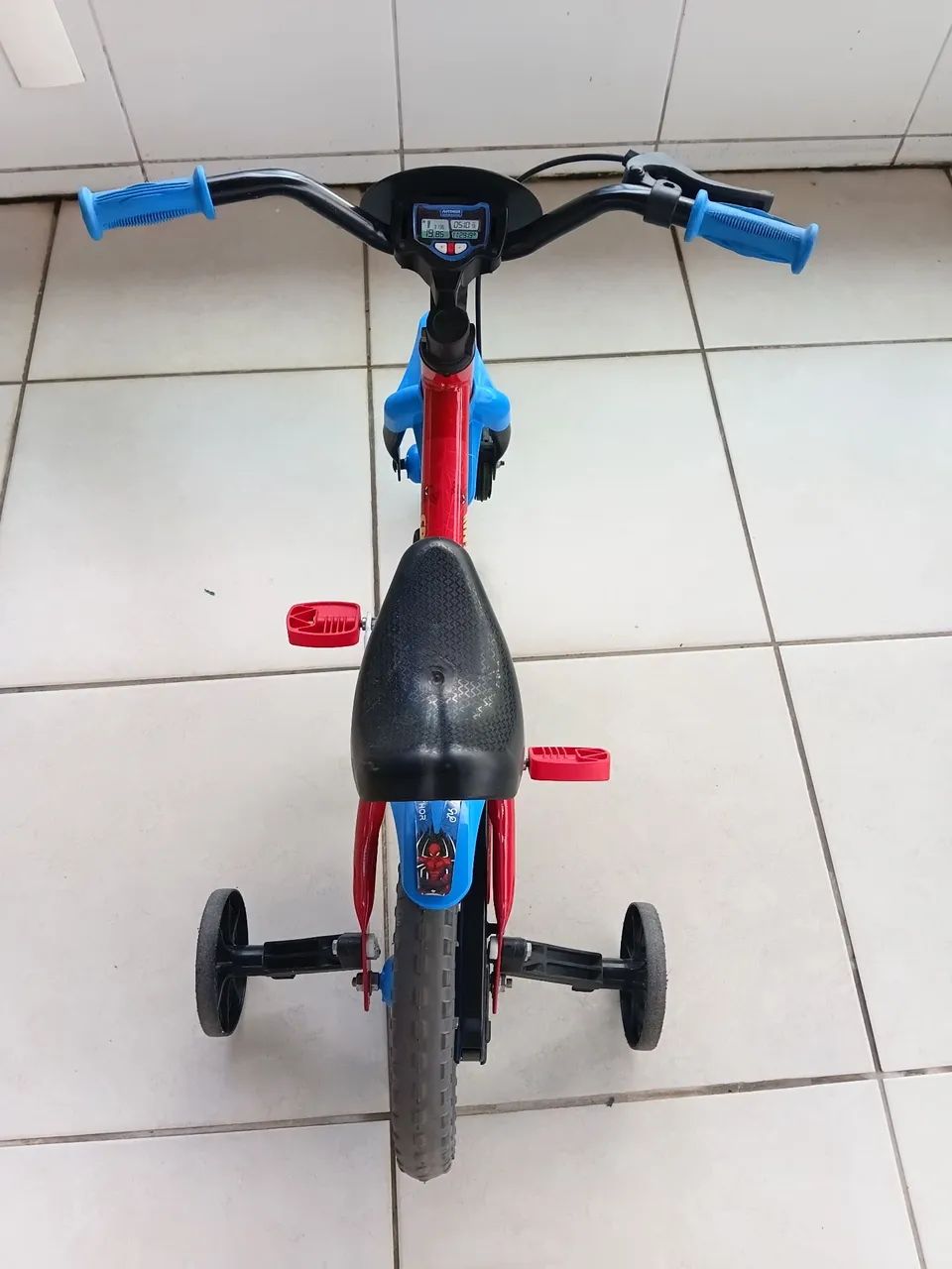 Bicicleta Infantil - Homem Aranha - Foto 4