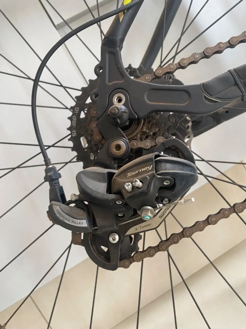 Bicicleta Oggi Aro 29 21 V Shimano - Preta  - Foto 2