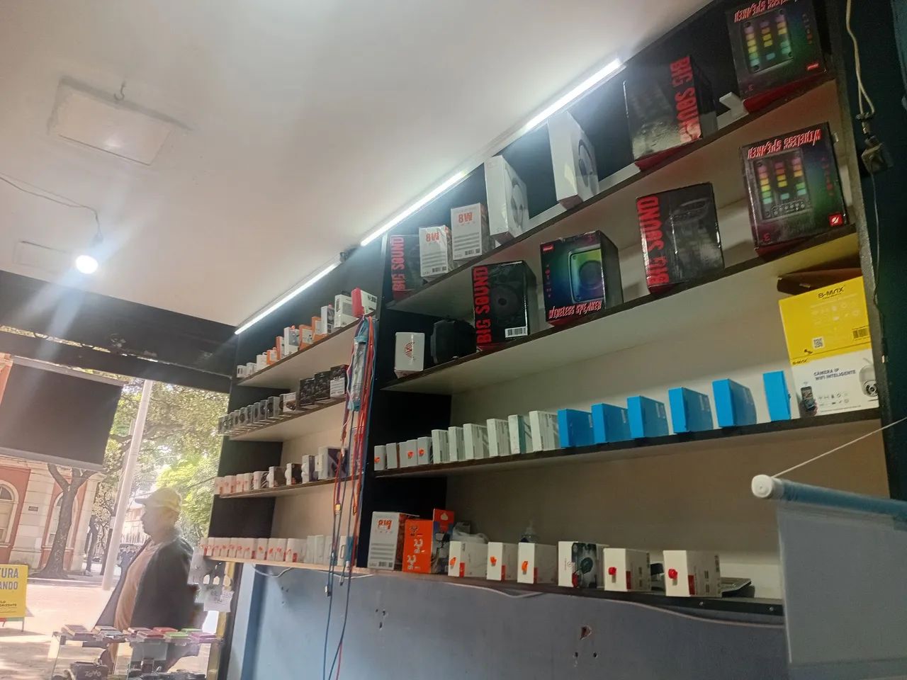 Loja de assistência e acessórios  - Foto 5