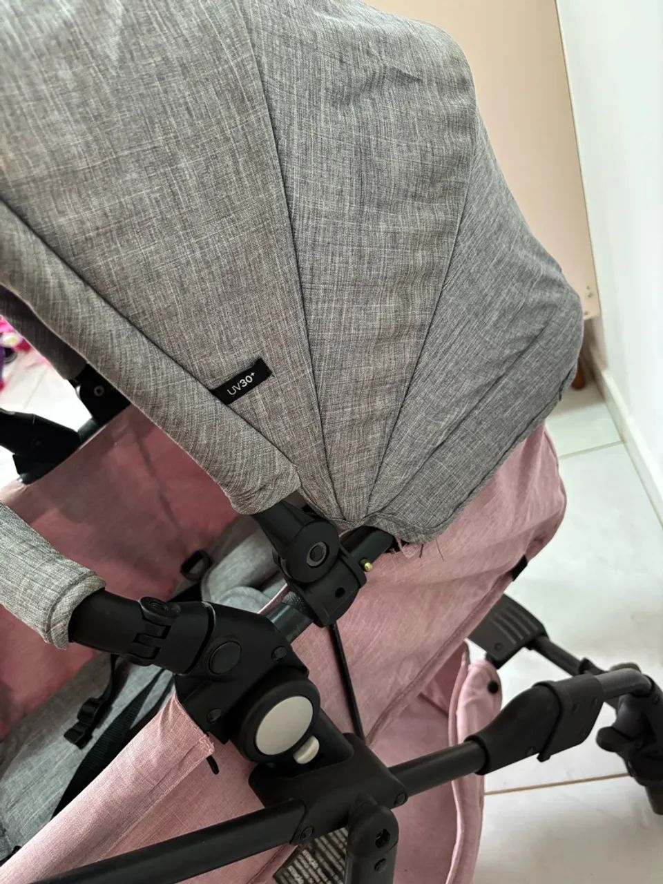 Carrinho de bebê rosa - Foto 5