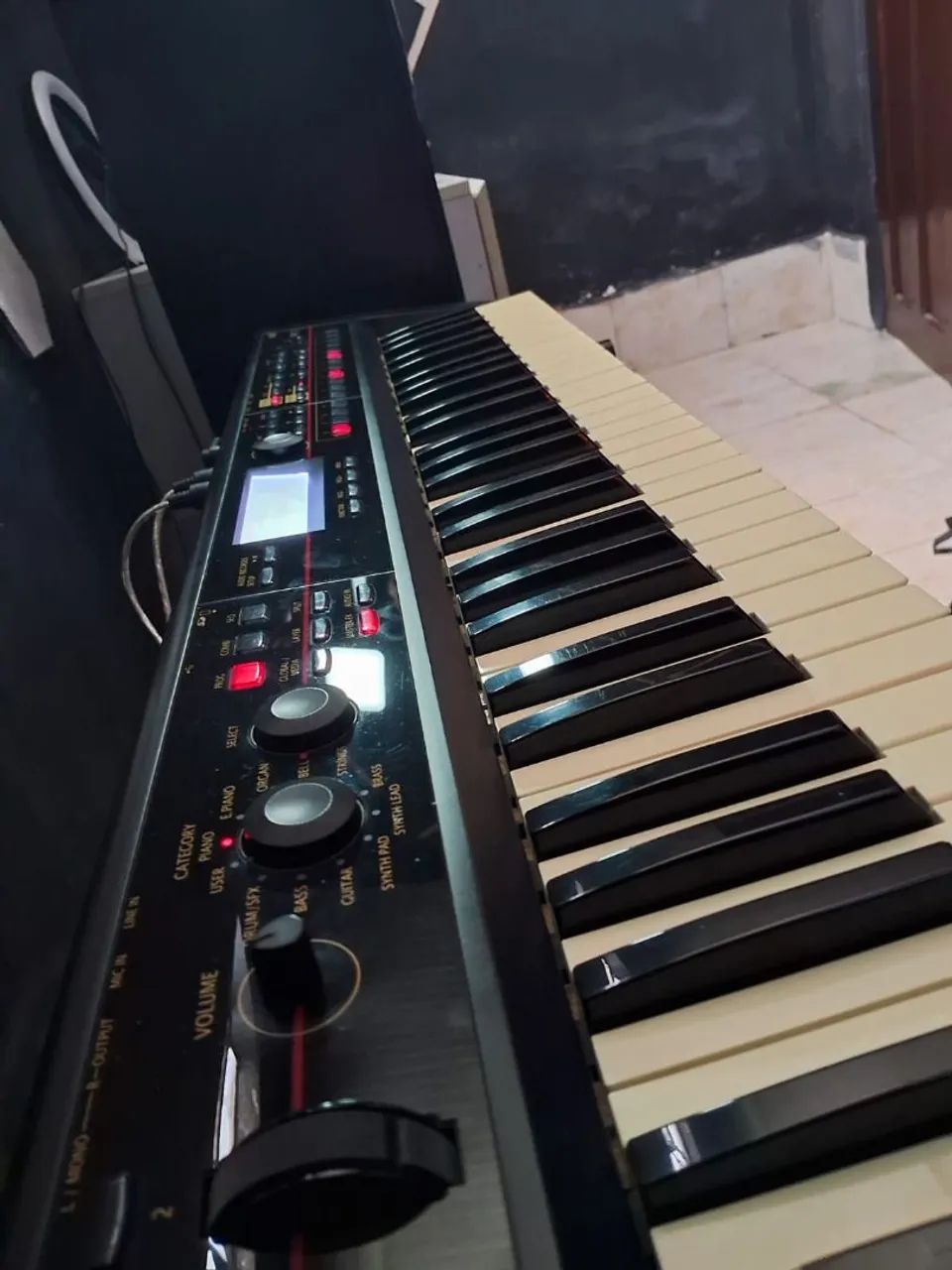 TECLADO KORG KROSS 1 WORKSTATION 