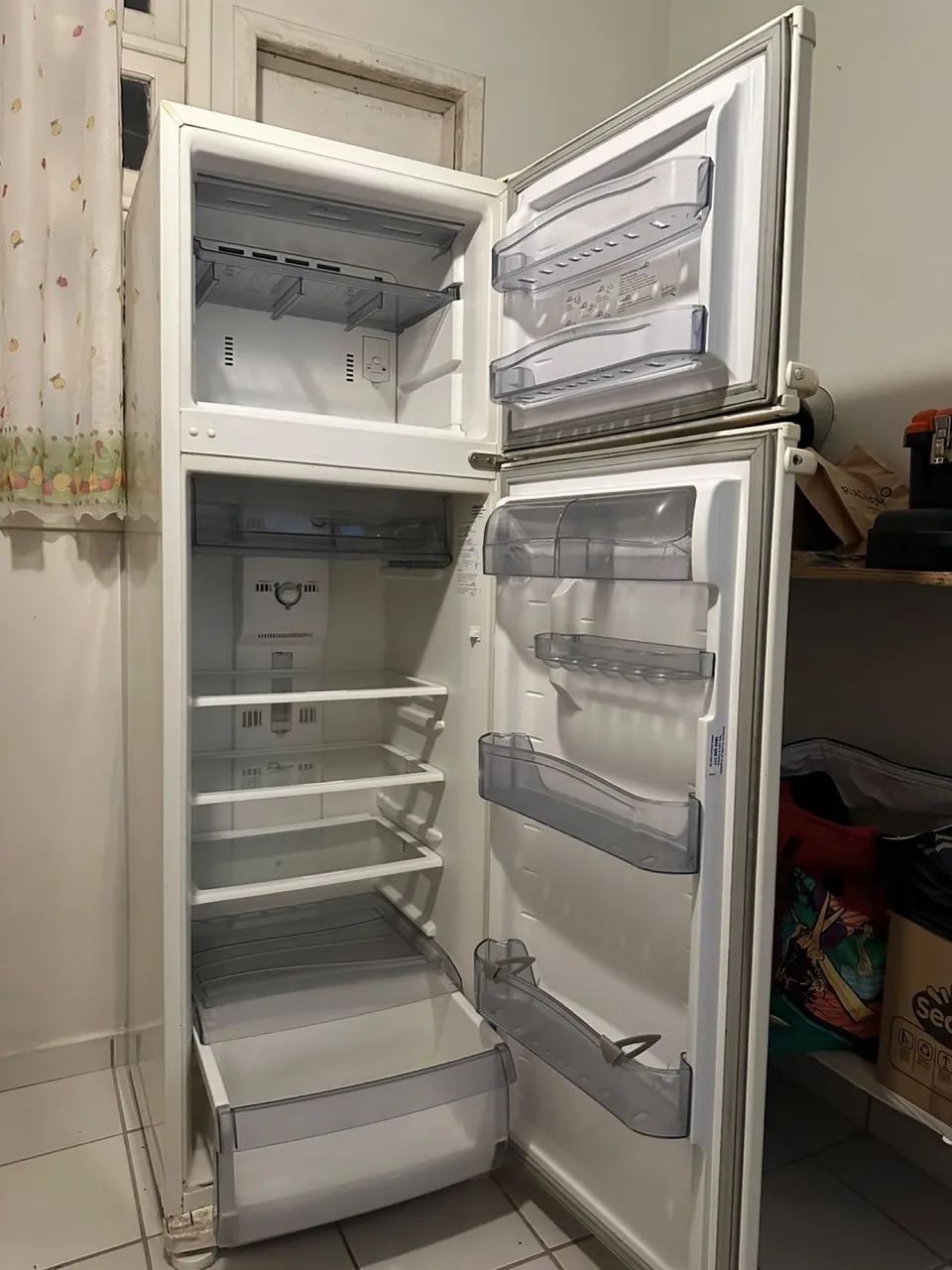 Vendo geladeira  - Foto 4