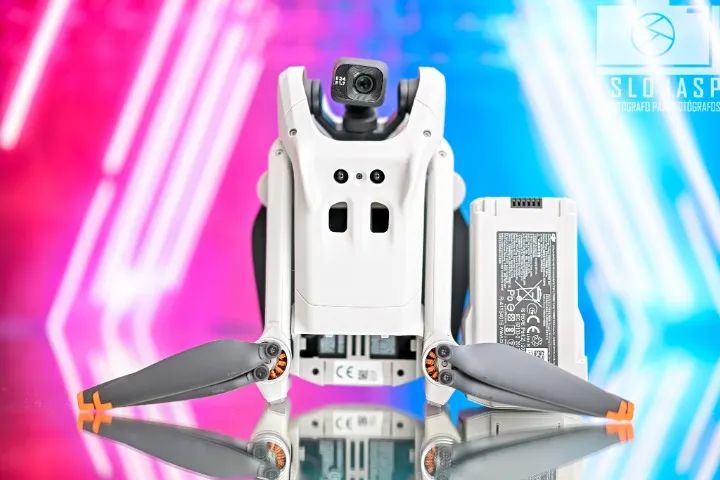 Drone DJI Mini 3 4K HDR 30fps (Aeronave + Bateria) - Foto 2
