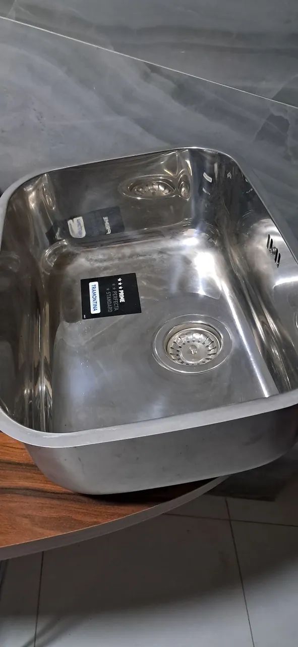 Stainless Steel Sink65163264137731120