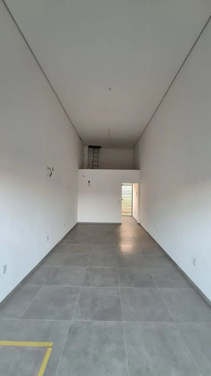 ALUGO SALA COMERCIAL NO CENTRO DE AQUIRAZ - Foto 2