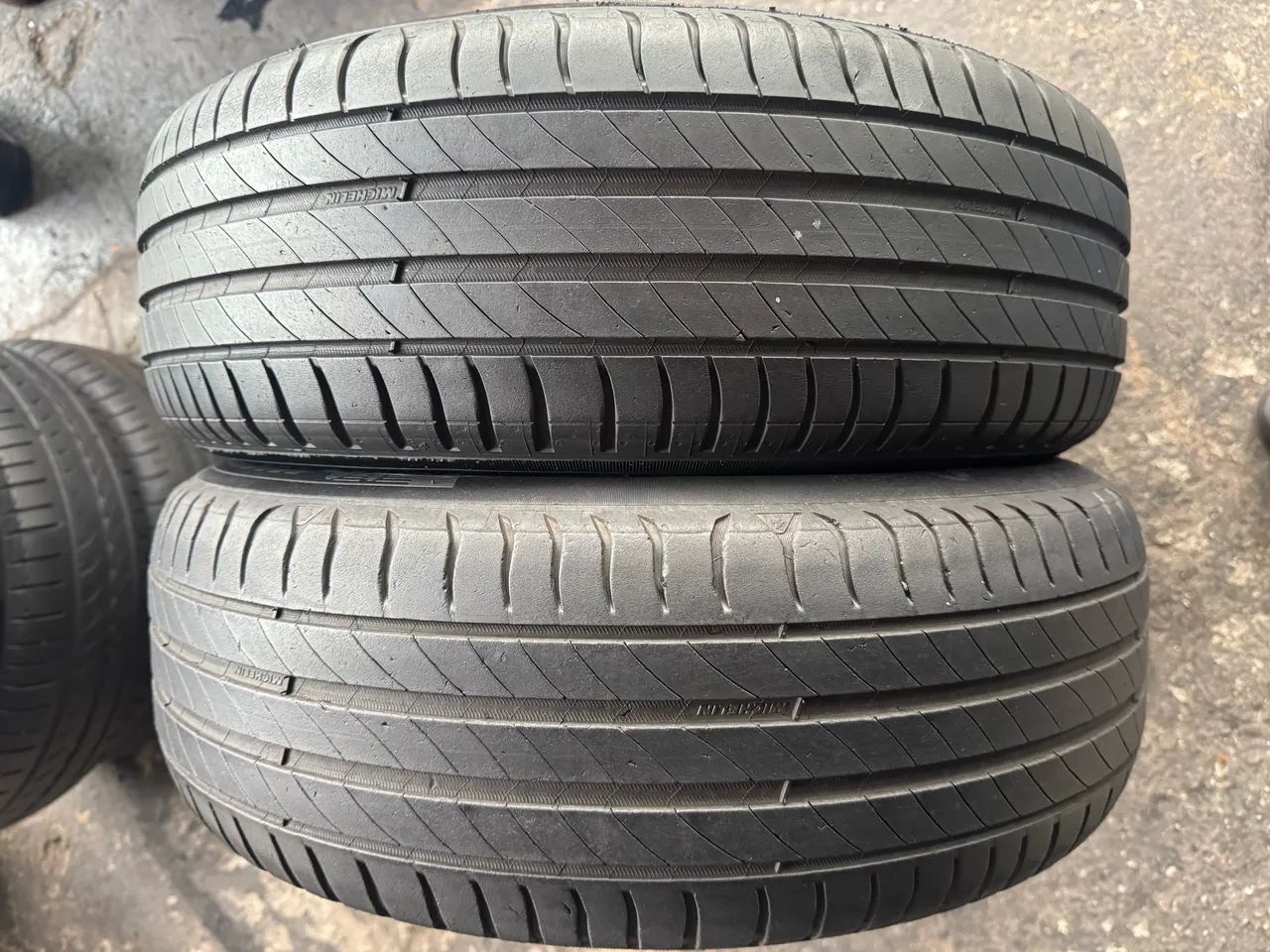 Par de Pneus Michelin Primacy 4 P 185/60R15 88 H, 70% vida útil - Foto 3