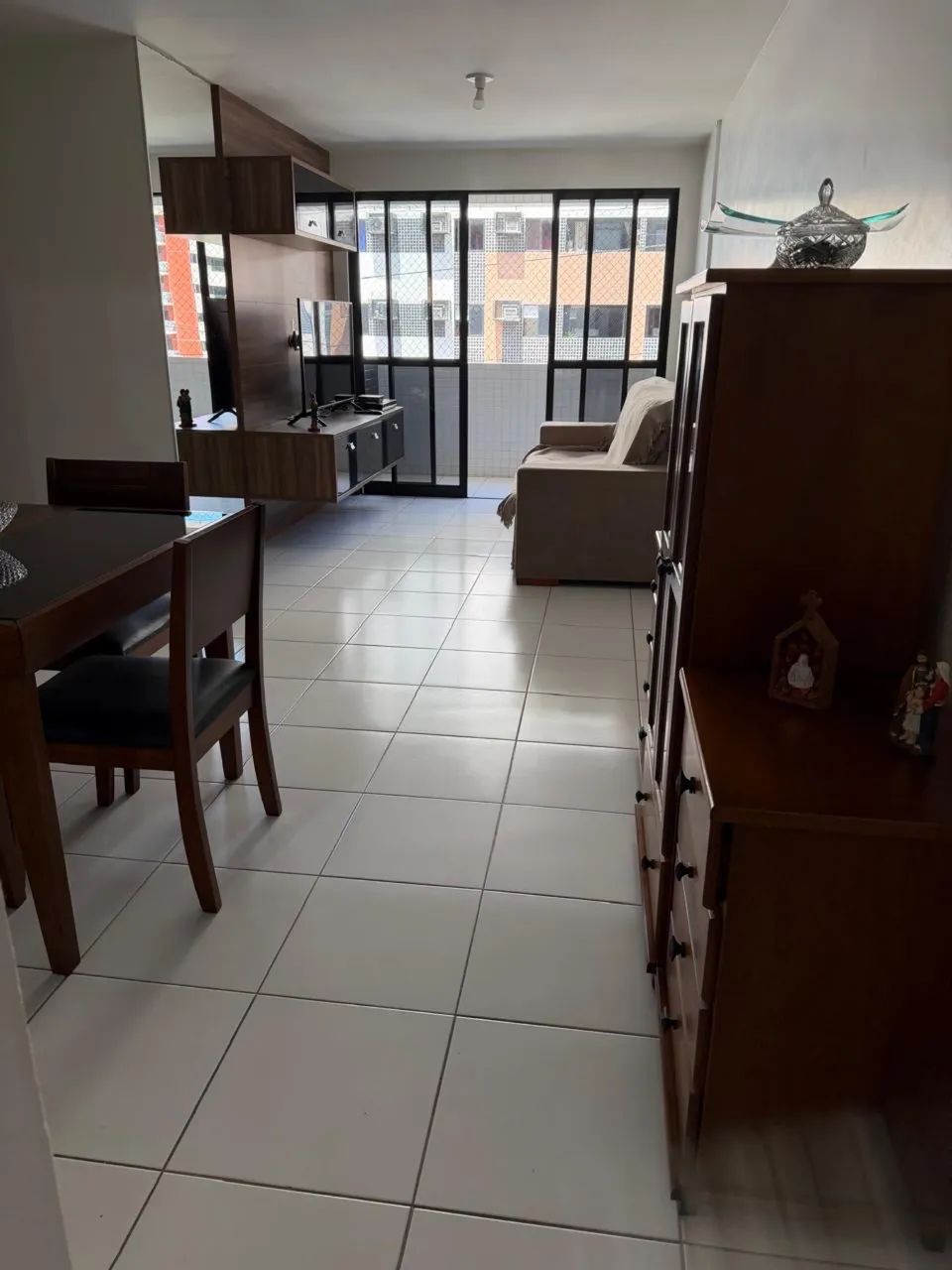 Lindo 3 quartos (1st) Jatiuca ,varanda, próximo Divina e LeMonde - Foto 4