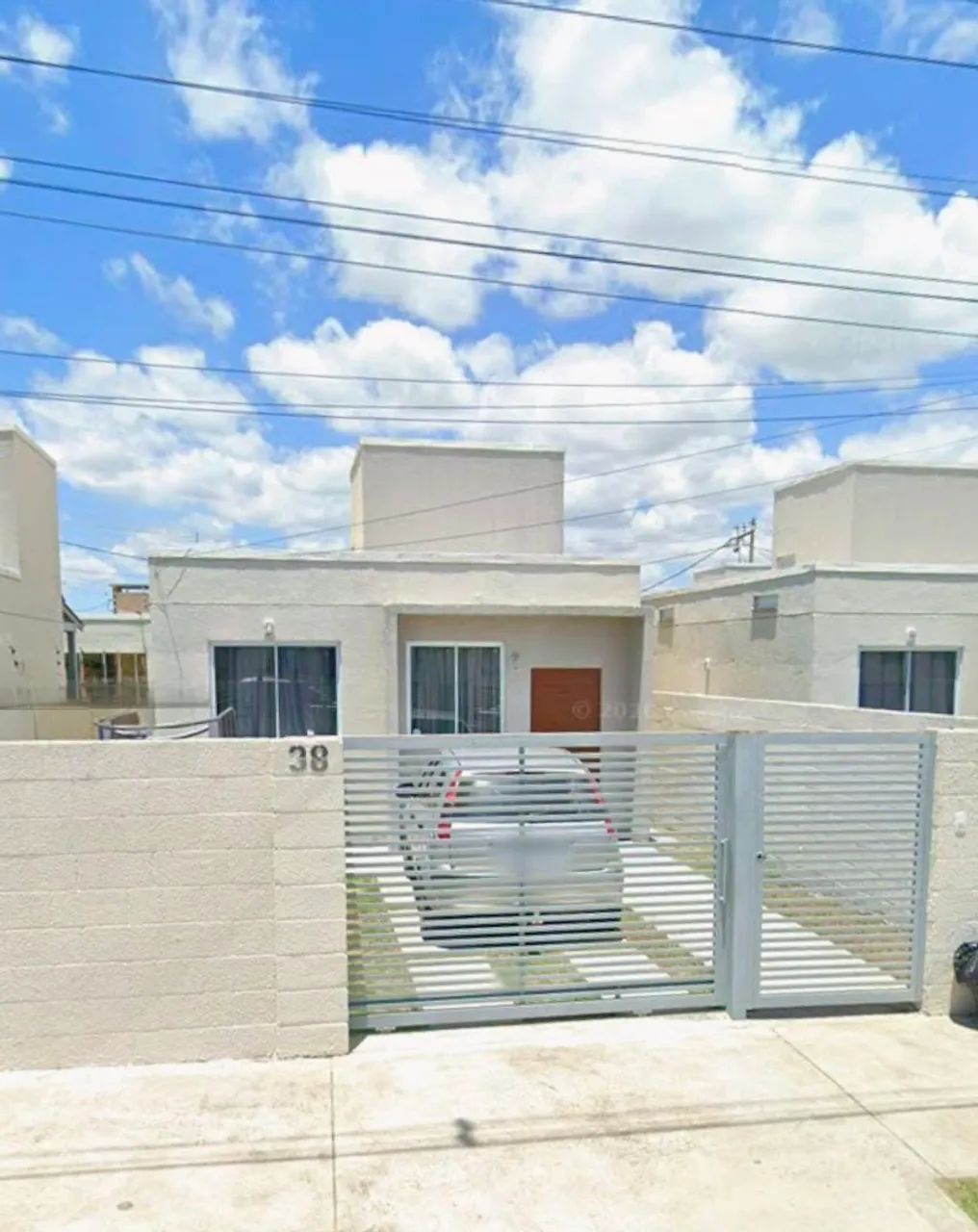 Alugo casa mobiliada 