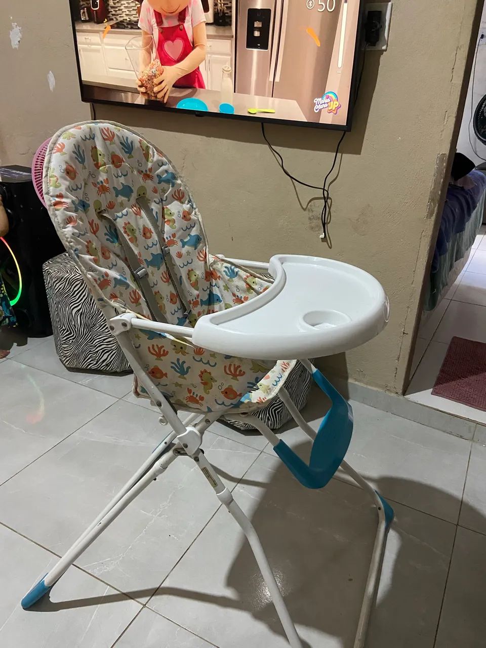  Adeira d e alimentação 