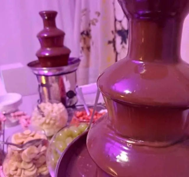 CASCATA DE CHOCOLATE PARA FESTAS E EVENTOS - Foto 4