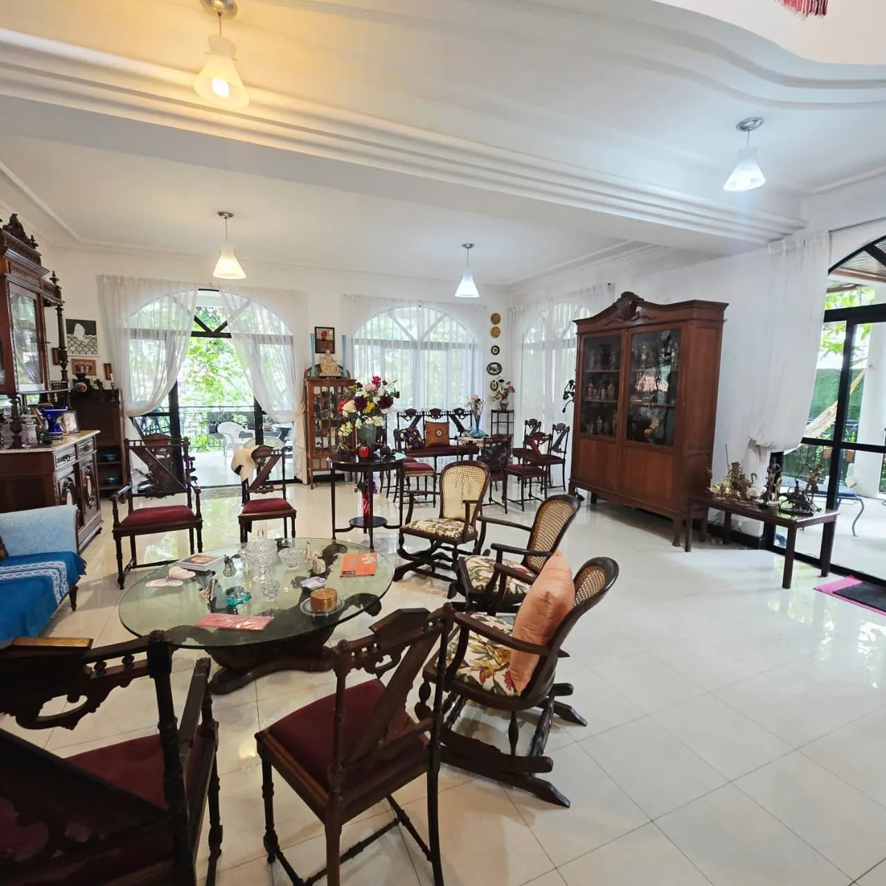 VENDO CASA NO COND. LAGO AZUL COM 5 SUITES - Foto 3