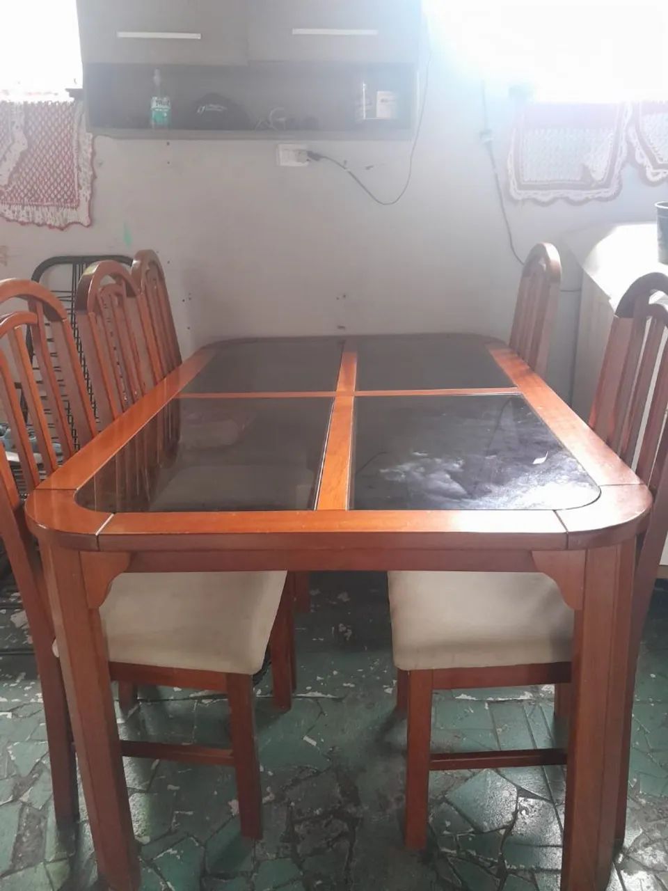 Mesa Confortável de 04 cadeiras - Foto 2
